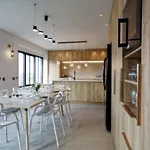 Les Terrasses De Sainte Waudru Aparthotel