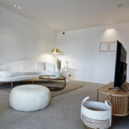 Les Terrasses De Sainte Waudru 몽스