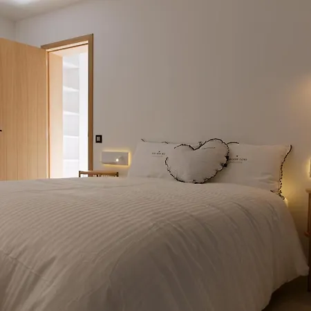 아파트호텔 Les Terrasses De Sainte Waudru 4*